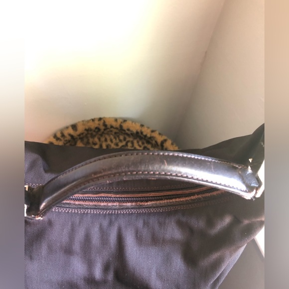 GUC Gucci Leather & Nylon Shoulder Bag - Picture 8 of 14